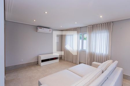 Sala e cozinha de casa à venda com 3 quartos, 200m² em Parque Sao Domingos, São Paulo