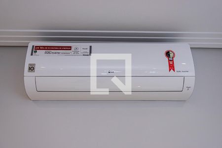 Sala e cozinha de casa à venda com 3 quartos, 200m² em Parque Sao Domingos, São Paulo