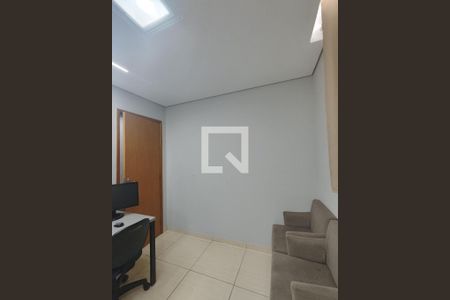 quarto 2 de apartamento à venda com 2 quartos, 105m² em Parque Xangri-lá, Contagem