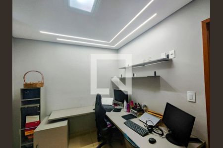 quarto 2 de apartamento à venda com 2 quartos, 105m² em Parque Xangri-lá, Contagem