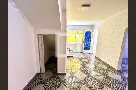 Sala de casa para alugar com 3 quartos, 180m² em Jardim Nova Ipanema, Guarulhos