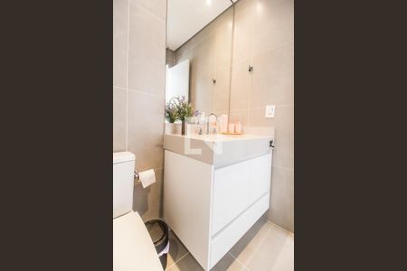 Banheiro da Suíte de apartamento à venda com 3 quartos, 200m² em Residencial Tambore Iii, Santana de Parnaíba