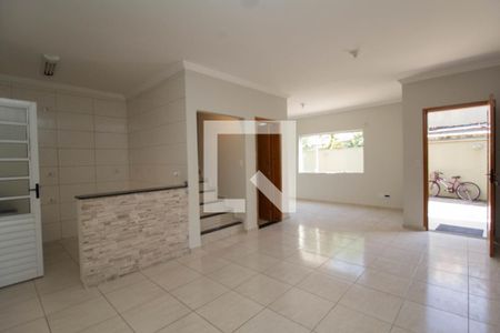 Casa de Condomínio para alugar com 3 quartos, 100m² em Parque Itaberaba, São Paulo