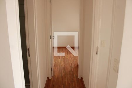 Corredor de apartamento para alugar com 2 quartos, 50m² em Liberdade, São Paulo