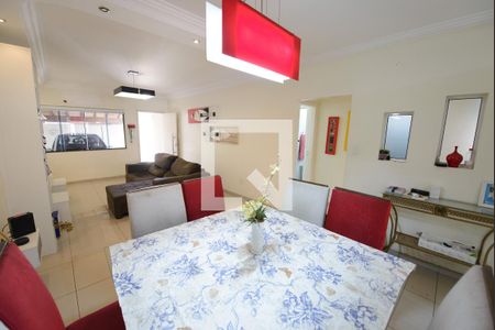 Sala de casa para alugar com 3 quartos, 150m² em Parque Sao Luis, Taubaté