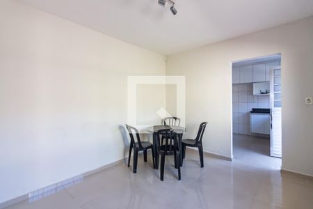Sala de Estar de casa à venda com 3 quartos, 110m² em Mutinga, Osasco