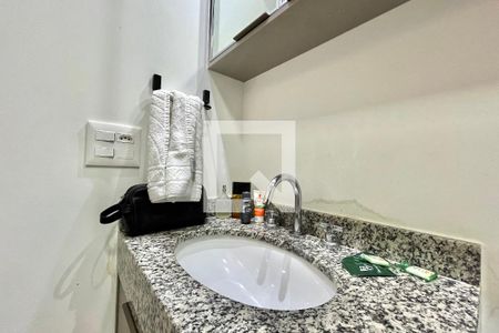 Banheiro de apartamento para alugar com 1 quarto, 26m² em Vila Mariana, São Paulo