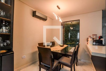 Sala de casa à venda com 2 quartos, 140m² em Vila Curuçá, Santo André