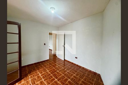 Quarto 1 de casa para alugar com 2 quartos, 65m² em Vila Augusta, Guarulhos