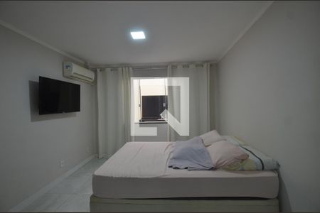 Quarto 1 de casa para alugar com 1 quarto, 47m² em Madureira, Rio de Janeiro