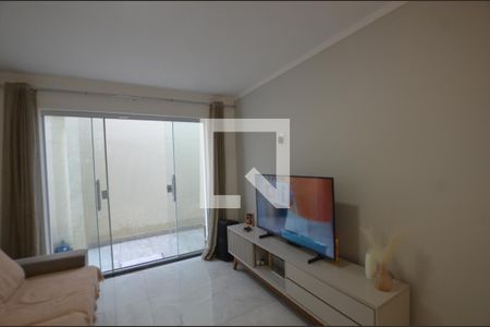 Sala de casa para alugar com 1 quarto, 47m² em Madureira, Rio de Janeiro