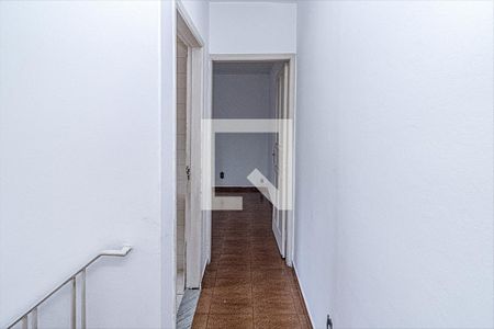 corredor para os cômodos_1 de casa à venda com 2 quartos, 150m² em Vila Moraes, São Paulo