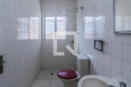 banheiro social_2 de casa à venda com 2 quartos, 150m² em Vila Moraes, São Paulo