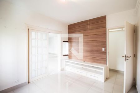 Sala de TV - Reversível  de apartamento à venda com 3 quartos, 105m² em Itaim Bibi, São Paulo