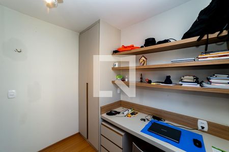 Quarto de apartamento à venda com 2 quartos, 56m² em Cruzeiro, Belo Horizonte