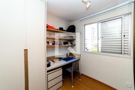 Quarto de apartamento à venda com 2 quartos, 56m² em Cruzeiro, Belo Horizonte