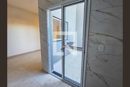 Sala/Cozinha de apartamento à venda com 2 quartos, 52m² em Utinga, Santo André