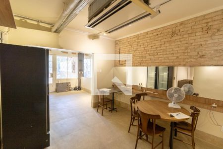 Sala de casa à venda com 5 quartos, 320m² em Menino Deus, Porto Alegre