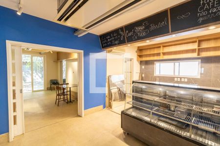 Cozinha de casa à venda com 5 quartos, 320m² em Menino Deus, Porto Alegre