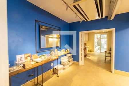 Sala de casa à venda com 5 quartos, 320m² em Menino Deus, Porto Alegre