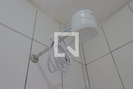 Detalhe do banheiro de casa para alugar com 1 quarto, 60m² em Jardim Maua, Mauá