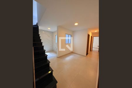 Sala/Cozinha de apartamento à venda com 2 quartos, 90m² em Utinga, Santo André