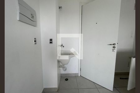 Sala/cozinha de apartamento para alugar com 2 quartos, 32m² em Piqueri, São Paulo
