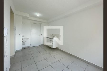 Sala/cozinha de apartamento para alugar com 2 quartos, 32m² em Piqueri, São Paulo