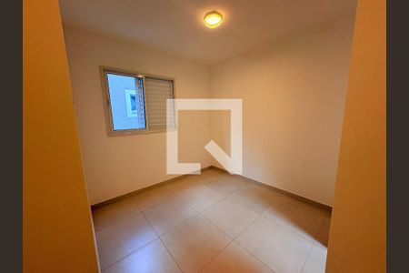 Quarto de apartamento à venda com 2 quartos, 99m² em Utinga, Santo André
