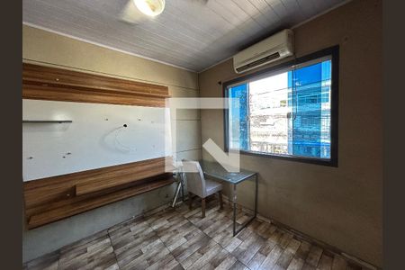 Sala de casa para alugar com 2 quartos, 250m² em Pavuna, Nilópolis