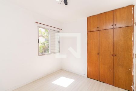 Quarto 1 de apartamento à venda com 2 quartos, 56m² em Jardim Artur Alvim, São Paulo