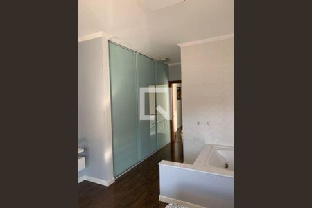 Casa à venda com 3 quartos, 330m² em Vila Irmaos Arnoni, São Paulo