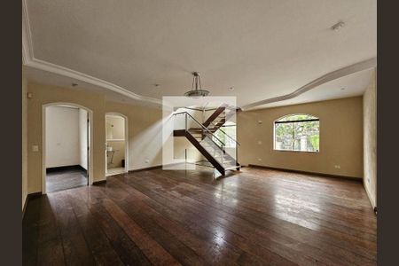 Casa à venda com 4 quartos, 453m² em Vila Irmaos Arnoni, São Paulo