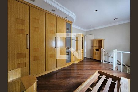 Casa à venda com 4 quartos, 453m² em Vila Irmaos Arnoni, São Paulo