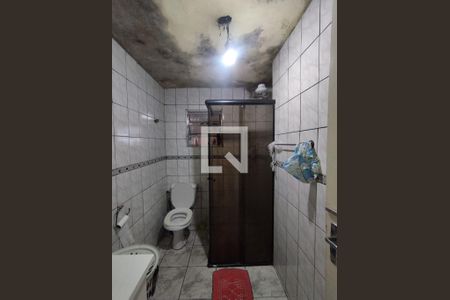 Banheiro - torneira de casa à venda com 2 quartos, 335m² em Vila Água Funda, São Paulo