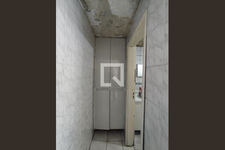 Banheiro - torneira de casa à venda com 2 quartos, 335m² em Vila Água Funda, São Paulo