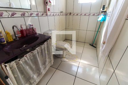 Banheiro da Suíte de casa à venda com 3 quartos, 150m² em Parque Guarani, São Paulo