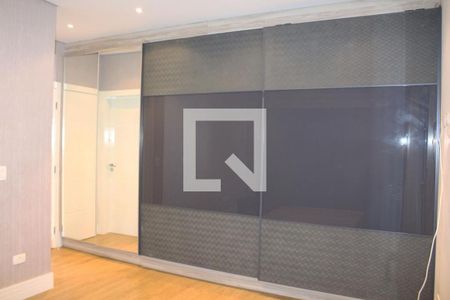 Casa à venda com 4 quartos, 719m² em Vila Irmaos Arnoni, São Paulo