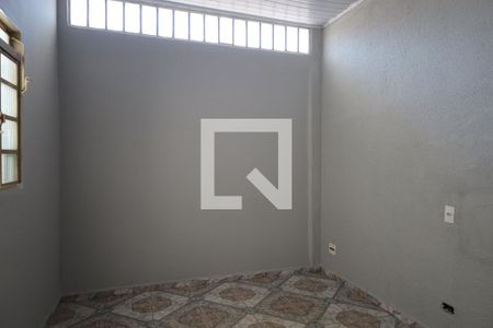 Casa para alugar com 1 quarto, 60m² em Jardim Nizia, São Paulo