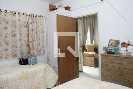 Quarto 1 de casa para alugar com 2 quartos, 140m² em Jardim Santo Onofre, Embu das Artes