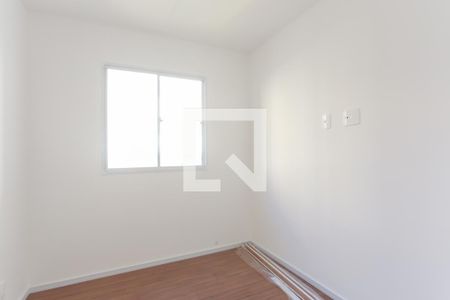 Quarto 1  de apartamento para alugar com 2 quartos, 44m² em Jardim Helian, São Paulo