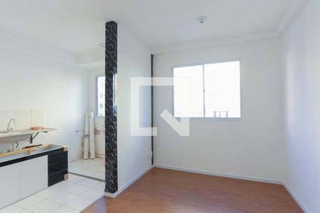 Sala de apartamento para alugar com 2 quartos, 44m² em Jardim Helian, São Paulo