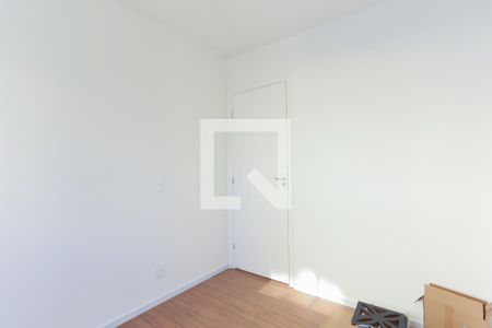 Quarto 2 de apartamento para alugar com 2 quartos, 44m² em Jardim Helian, São Paulo