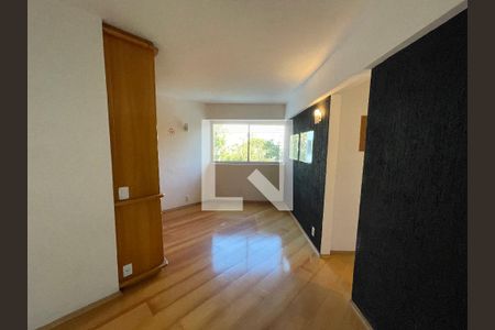 Sala de apartamento para alugar com 3 quartos, 70m² em Butantã, São Paulo