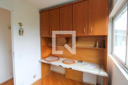 Quarto 1 de apartamento para alugar com 3 quartos, 70m² em Butantã, São Paulo