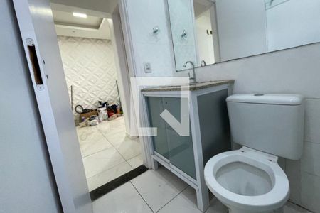 Banheiro de apartamento para alugar com 2 quartos, 44m² em Loteamento City Jaragua, São Paulo