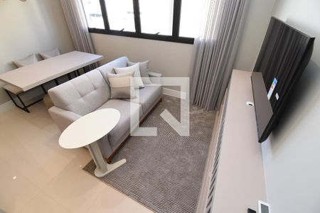 Sala e Cozinha de apartamento para alugar com 1 quarto, 50m² em São Francisco, Curitiba