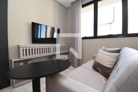 Sala e Cozinha de apartamento para alugar com 1 quarto, 50m² em São Francisco, Curitiba