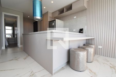 Sala e Cozinha de apartamento para alugar com 1 quarto, 50m² em São Francisco, Curitiba