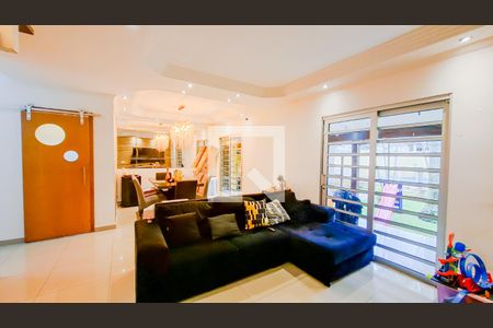 Sala de casa para alugar com 4 quartos, 470m² em Vila Galvão, Guarulhos